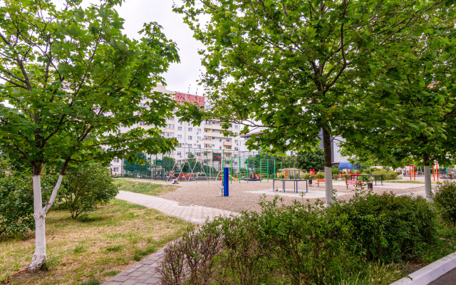 Na Zhukovskogo 18 Flat