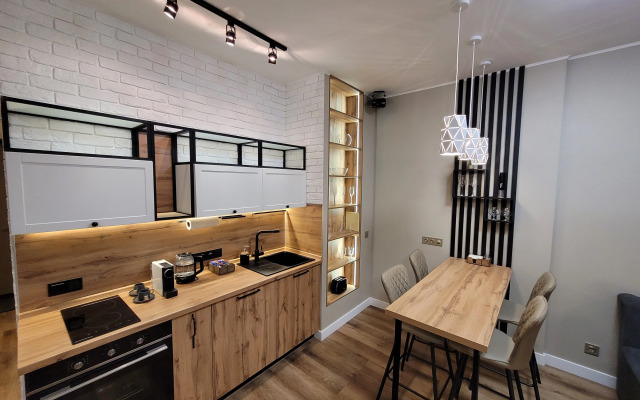 Spa Loft s Saunoy i Dzhakuzi v ZHK Metropolis Flat