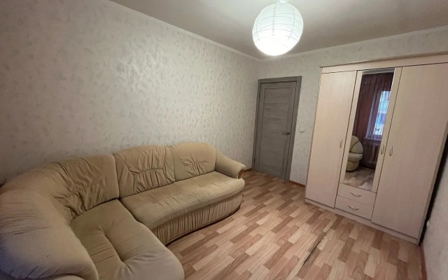Trekhkomnatnye Apartamenty Lyuks Telmana 42B Apartments