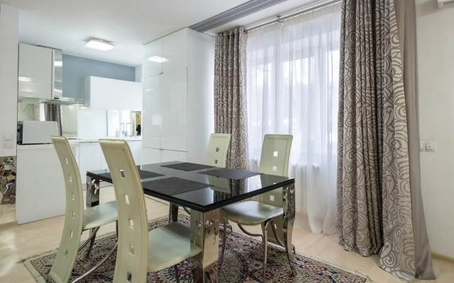 Odnokomnatnaya V Tikhom Tsentre Goroda Flat