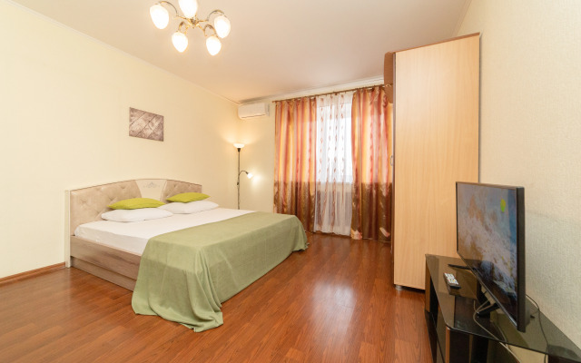 V Samom Tsentre Ryadom S Gostinym Dvorom Flat
