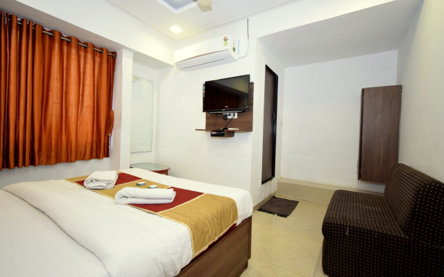 Anupam Hotel
