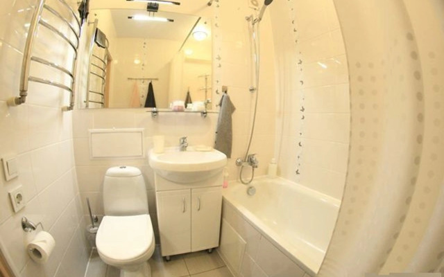 Квартира Уютная Двухкoмнaтная c Прекраcным Видом из Окна