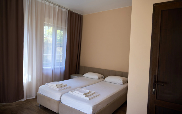 Sim Sim Hotel