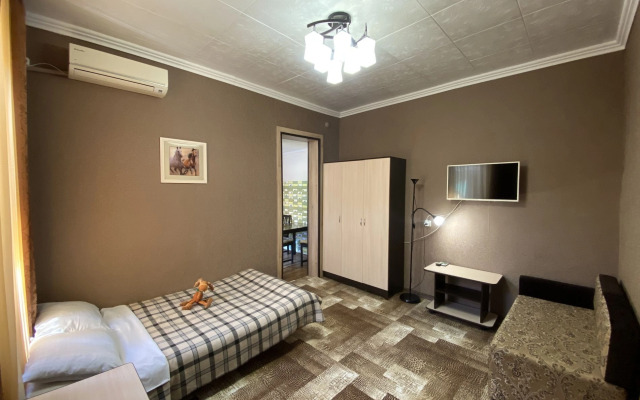 Частный Дом 043 Колхозная 6