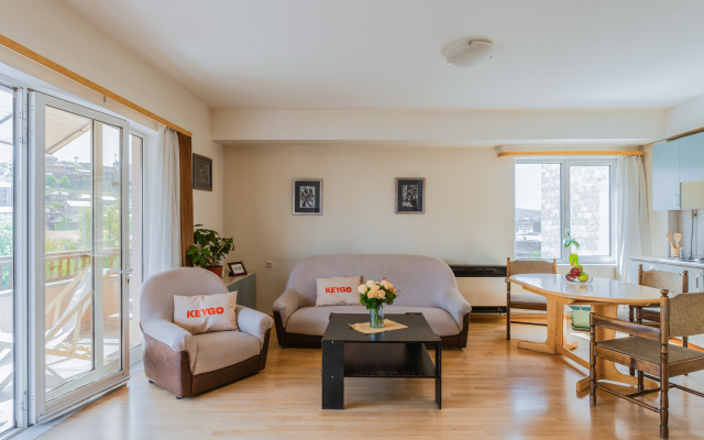 KeyGo #0009, 1 Bedroom, Near Matenadaran Apartments