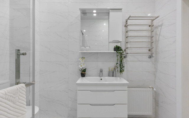 V 5 Minutakh Ot Tsenta (s3) Flat