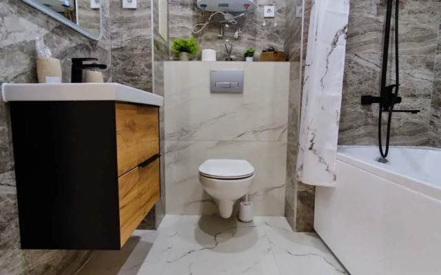 Апартаменты Дизайн 75м2 в Центре Города