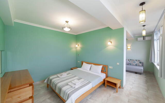Yantarny Guest House