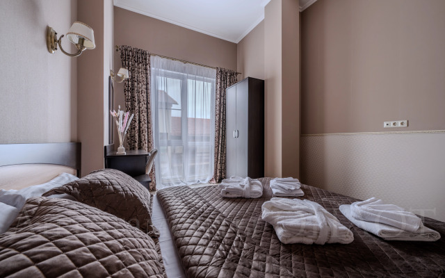 Апартаменты Оплот - Видовые с двумя спальнями 9