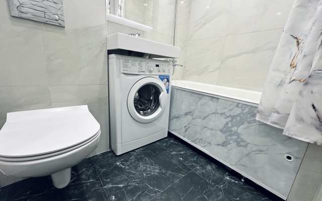 Na Novoy Naberezhnoy Zei Apartments