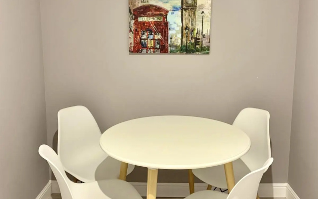 Квартира студия эконом SpbStay на Рубинштейна 25