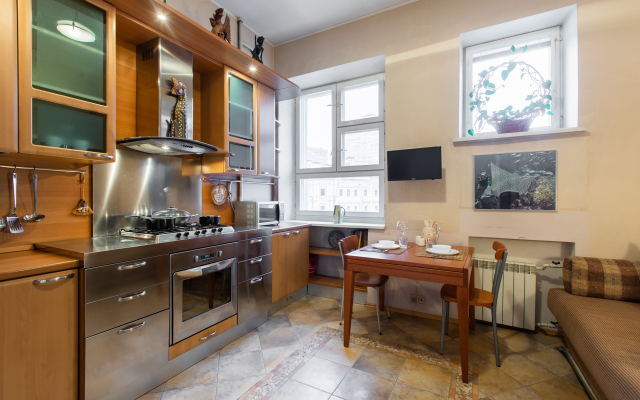 Nikitskiy Bulvar 9 Apartments