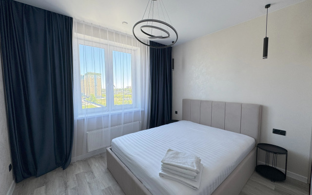 Chetyrekhmestnaya Dizaynerskaya V Tsentre Goroda Flat