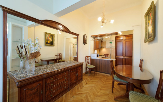 14 Two-Room Apartment