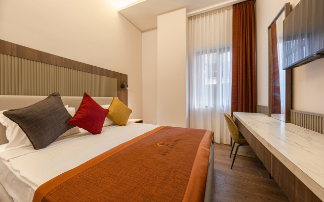 Nuca Homes Hotel