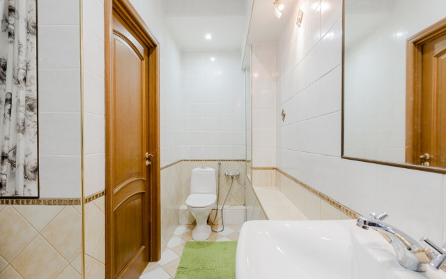 Апартаменты SpbStay с сауной на Невском проспекте 90