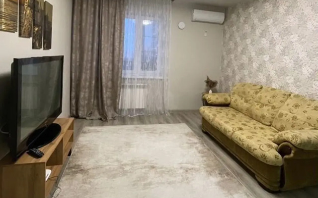 Svetlaya 1-Komnatnaya Kvartira Flat