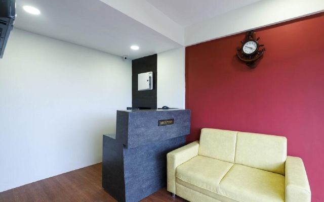Peradiot-Vastrapur Hotel