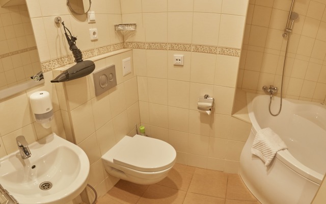 Le Vashoff Hotel
