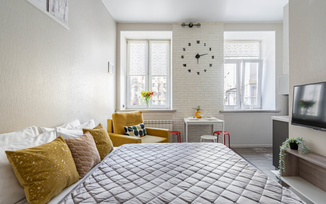 Studiya Sunshine V Tsentre Sankt-Peterburga Apartment