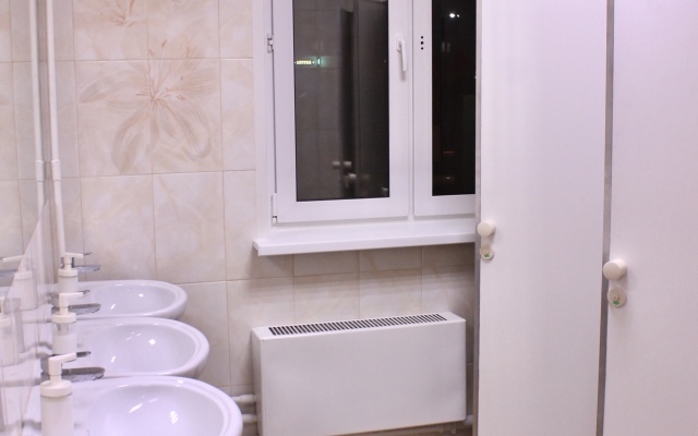 Halva Hostel
