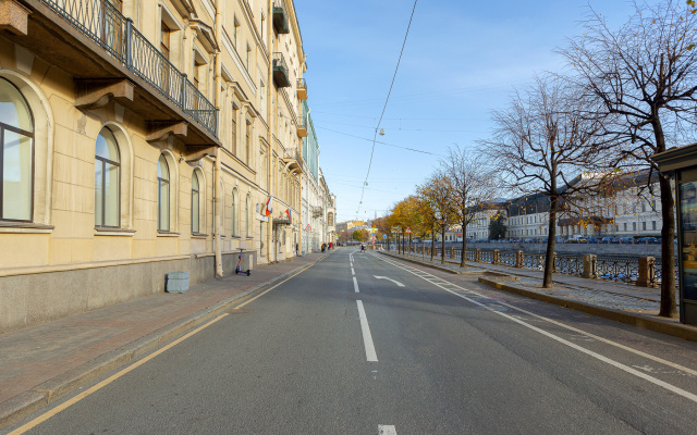 Апартаменты на Караванной