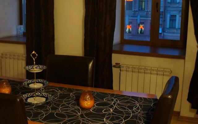 Квартира Nevskiy 77