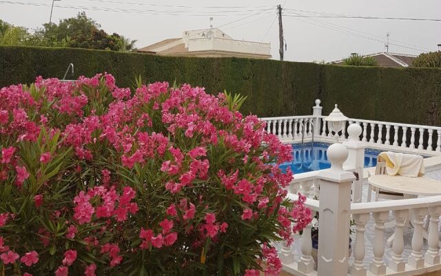 V Los Balkones Villa