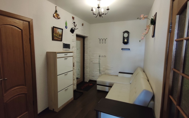Komfort Na Khlebozavodskoy 28/5 Apartments