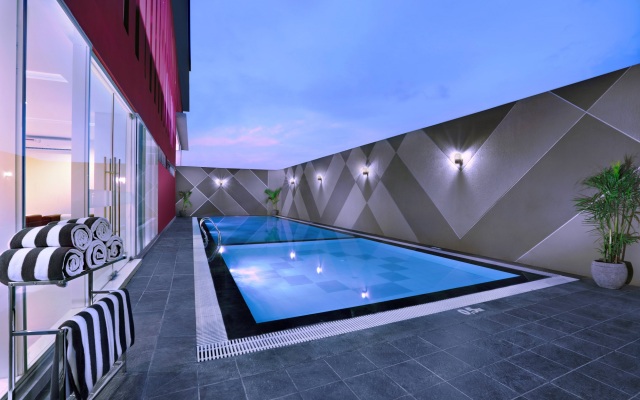 Отель Favehotel Rungkut Surabaya