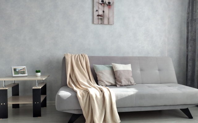Zhivi u menya Flat