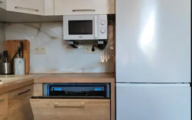 Green Seil Family Apart Flat