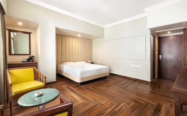 Grand Kalinga Hotel