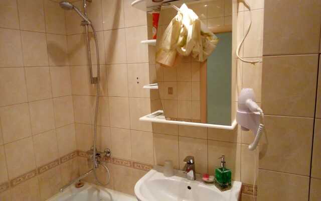 V Zheleznodorozhnom Struve 3 Apartments