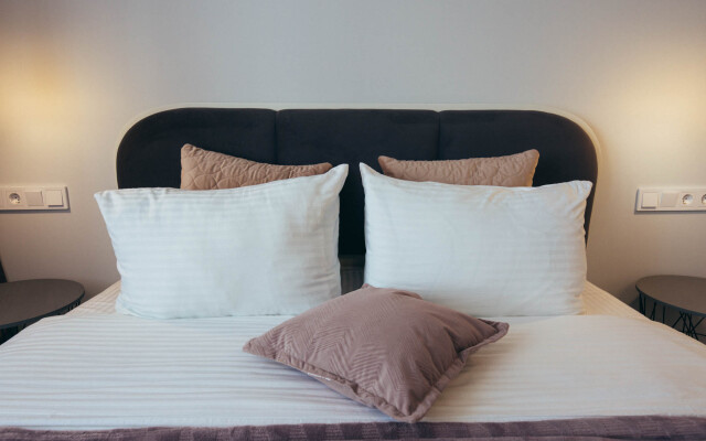 Botanic Room Flat
