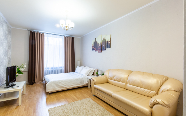v tsentre ryadom s opernim teatrom Apartments