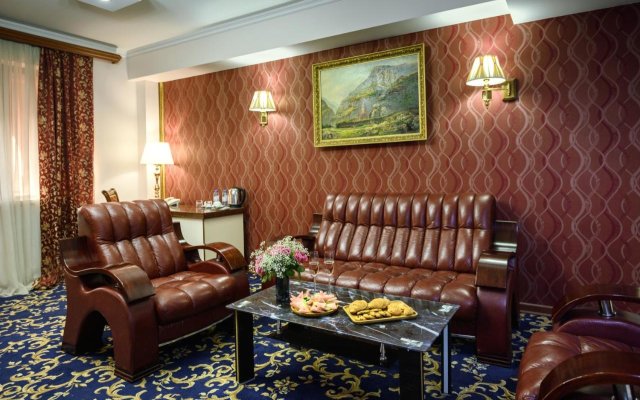 Royal Plaza by Stellar Hotels, Yerevan