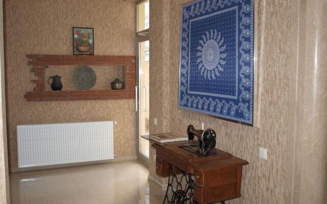 Liel Hotel