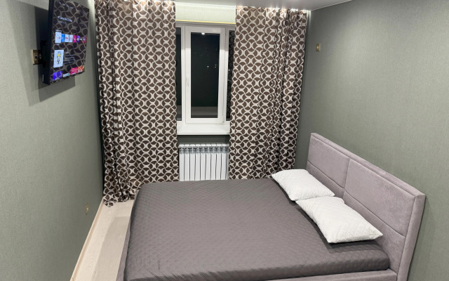 Dvukhkomnatnaya Na Naugorskom Shosse Flat