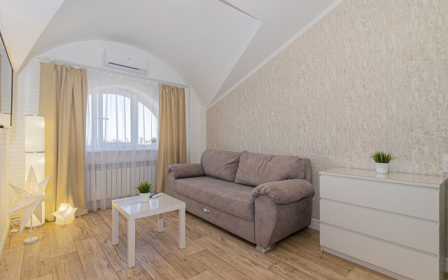 Lyuks posutochno v Zhk Stolichny Flat
