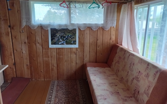 Kizhanin Guest House