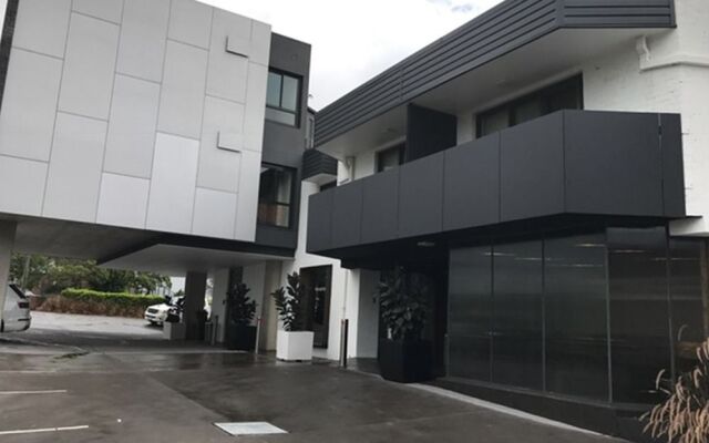 Bankstown Hotel