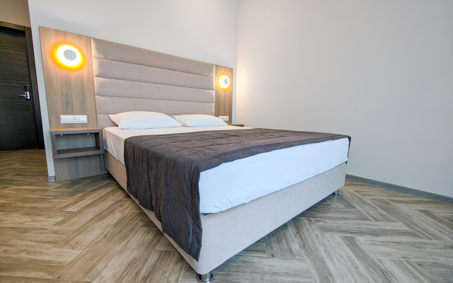 Miramar Hotel