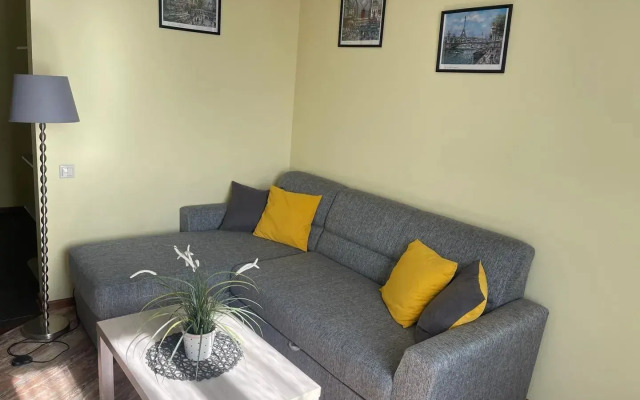 Na Sovetskoy Ulitse 1/3 Flat
