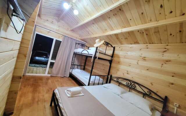 U Morya Anasyp Guest House