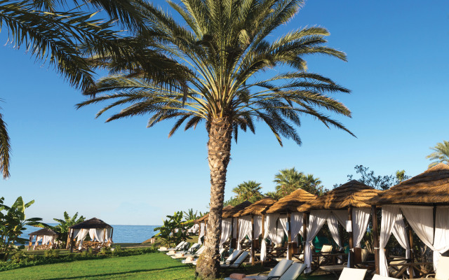 Constantinou Bros Athena Royal Beach Hotel