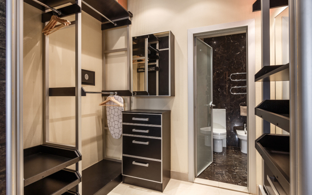 Апартаменты  1912 в мраморном стиле