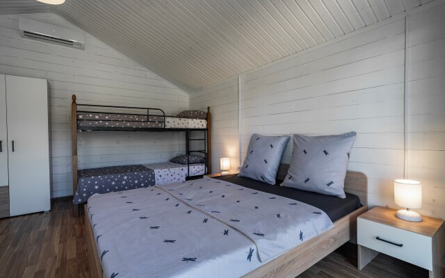 Sea Village Gumista Guest house