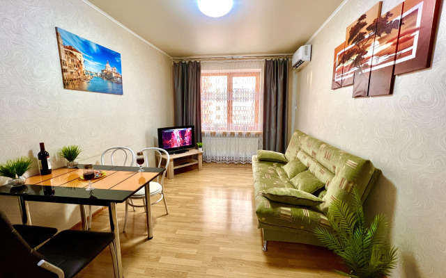 Апартаменты двухкомнатные на 13 этаже в ЖК Современник рядом с МТЛ-Арена